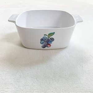 Vintage CorningWare Fruit Basket Grape Casserole 1.5 Qt Square Dish 1970s
